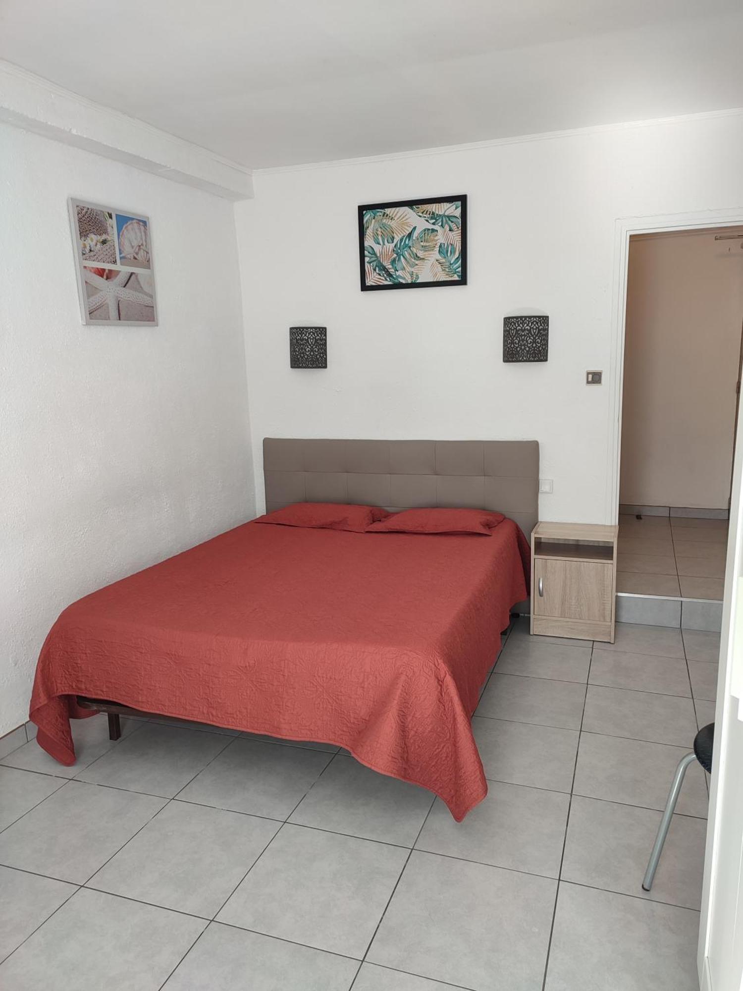 Le Calypso Hotel 2*