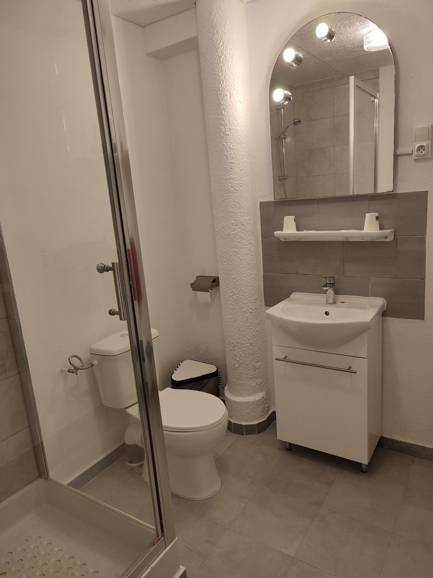 Le Calypso Hotel 2*
